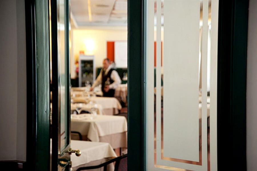 רגוזה Hotel Montreal מראה חיצוני תמונה