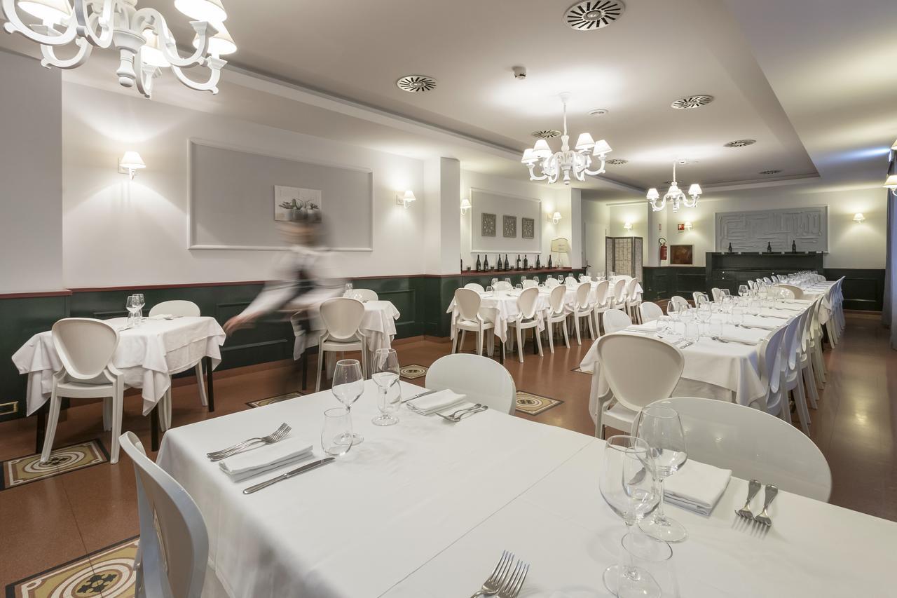 רגוזה Hotel Montreal מראה חיצוני תמונה